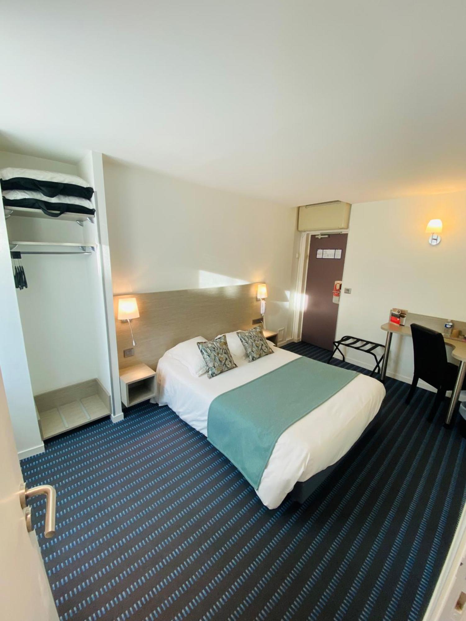 Hotel Du Louvre Cherbourg-en-Cotentin Exteriör bild
